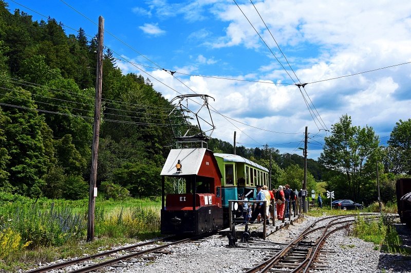 The Hllentalbahn  photo