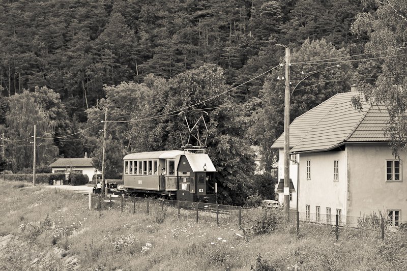 The Hllentalbahn  photo