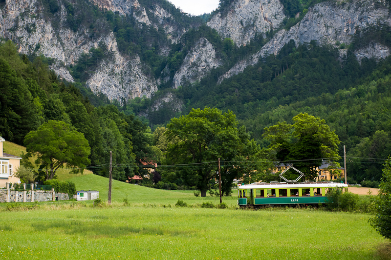 A Hllentalbahn TW 1 Kurhaus s Reichenau an der Rax kztt fot