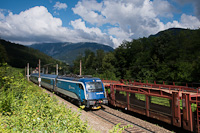 Az ÖBB / ČD 1216 249 Payerbach-Reichenau és Küb között egy cseh Railjet vonattal Graz felé menet
