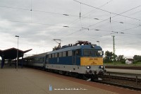 kép