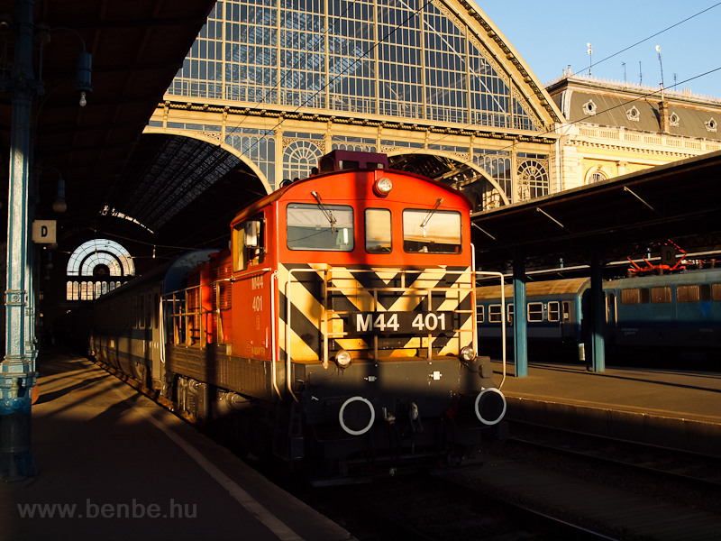 M44 401 Budapest-Keleti pál fotó