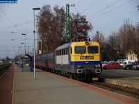 The V43 2270 at Monor