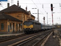 kép
