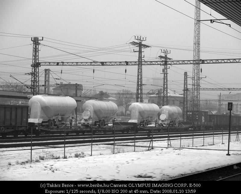 They’re taking half-ready silo trailers to Austria photo