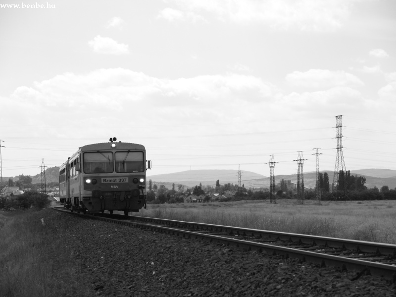 Bzmot 337 Esztergom-Kertvár fotó