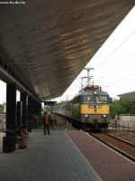kép