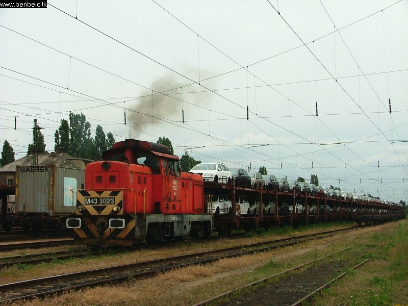 kép M43 1023 pöff! fotó