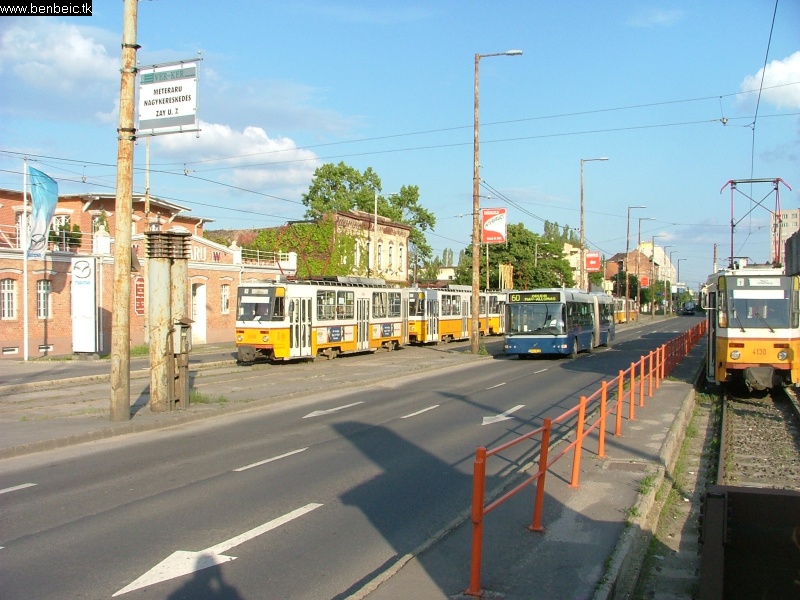 7700A Ttra-szendvicsben fot