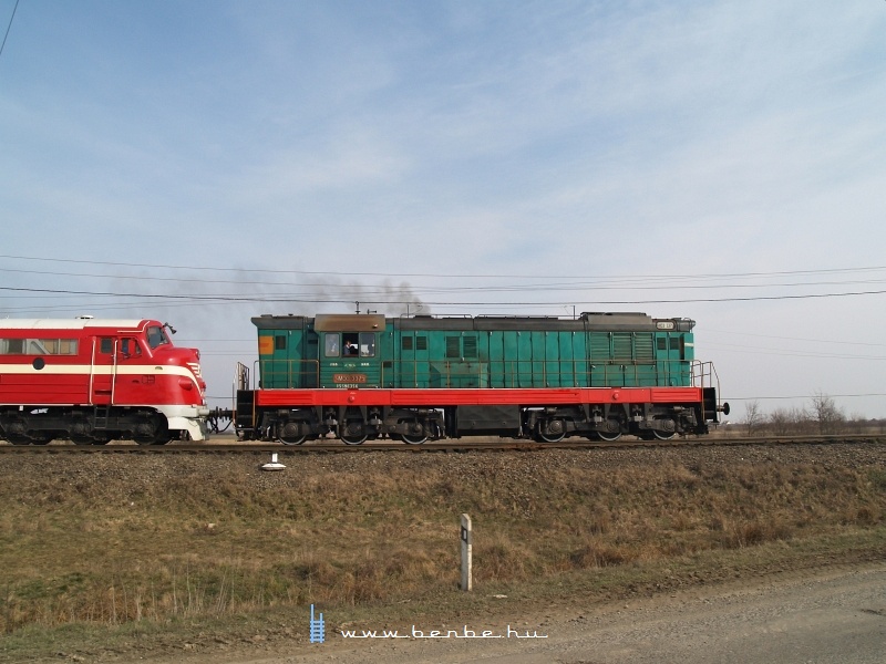 The ChME3-3375 with the Krptalja-expressz at Vylok photo