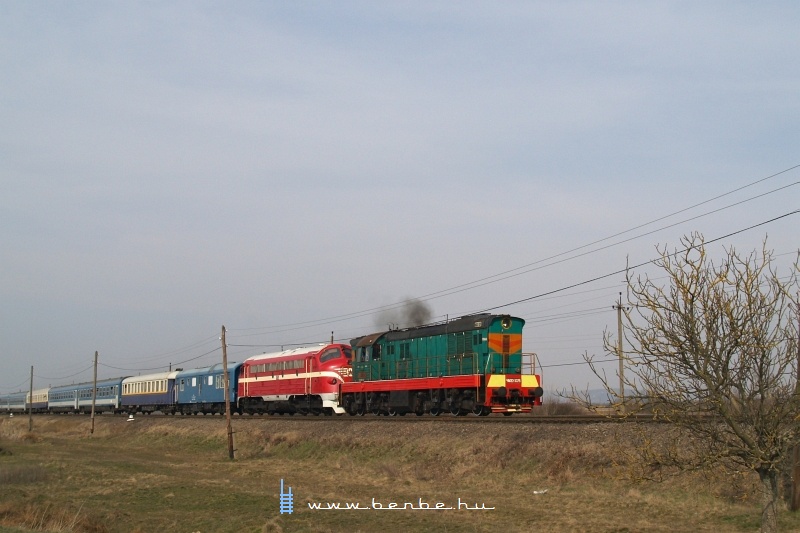 D1 563-3, CsME3-3375 és M61 001 Tiszaújlaknál (Вилок) fotó