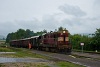 A ČD Cargo 742 106-8 pályaszámú Kocúr a tolatós tehervonattal Králíky állomáson