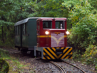 The Mtravast C50 403 seen between Cserkő and Őrlőmű