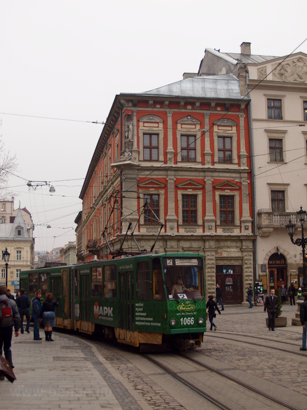 Lviv, a KT4 1066 plyaszm villamos fot