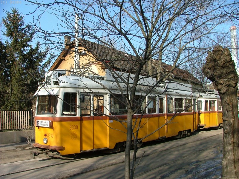 42-es villamos a Tóth Árpád utcai végállomáson fotó