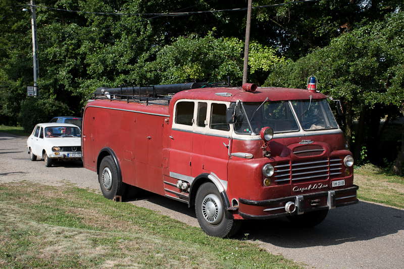 Csepel firetruck photo