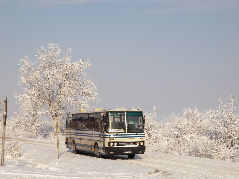 The InterCity bus at Pusztakettős photo