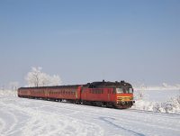 Az MDmot 3003-Btx 016 motorvonat Tiszaszentimre állomáson
