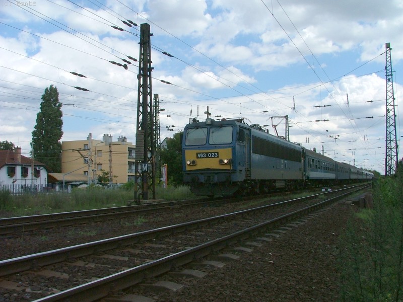 V63 023 Városligeti elágazá fotó