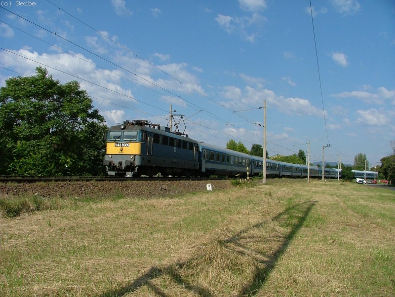 V43 1089 és a Latorca IC a  fotó