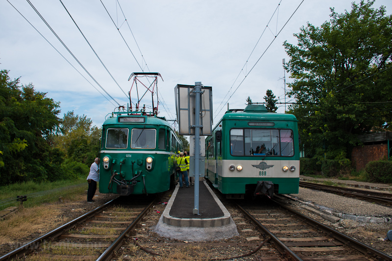 A MV-HV MVIII. 251 Dunaharaszti klső llomson fot