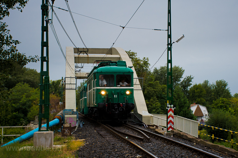 The MV-HV LVII 83 seen between Dunahd forgalmi kitrő and Dunaharaszti klső photo