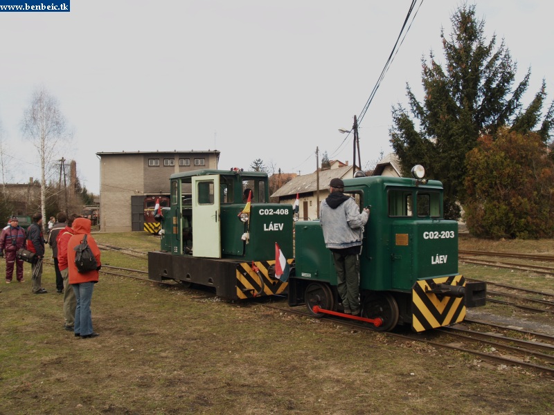 De mielőtt továbbmennénk a gőzössel, a B26-ost (aki itt C02-203) el kell tenni a műhelybe. kép C02-203 aludni tér fotó