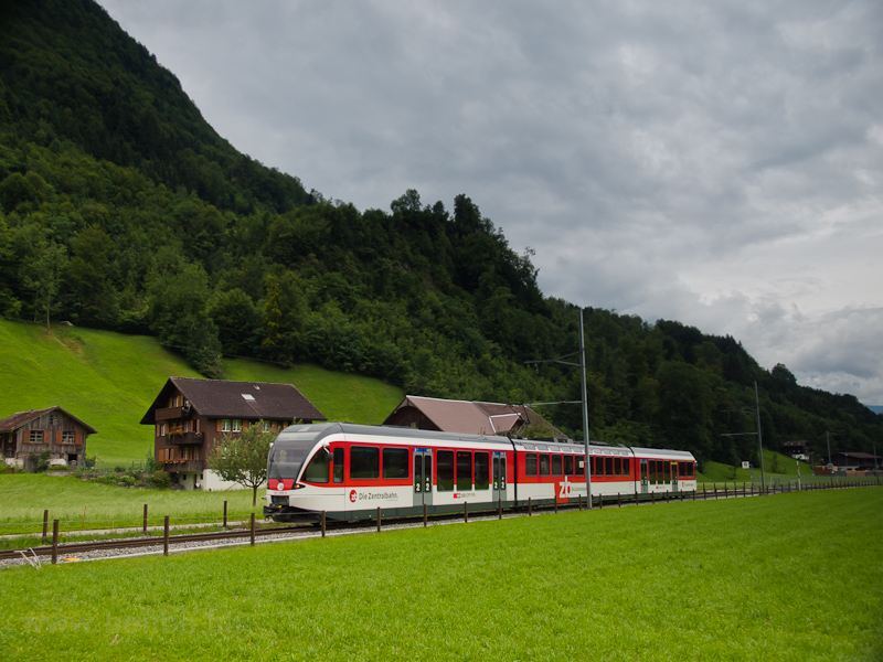 A Zentralbahn ABe 130 009-4 Stans s Dallenwil kztt fot