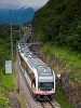 A Zentralbahn ABReh 150 103-6 pályaszámú Adler távolsági motorvonata Niederried és Oberried között
