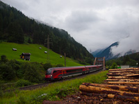 An unidentified BB railjet  seen between St. Anton am Arlberg and Flirsch on Rosannabrcke II