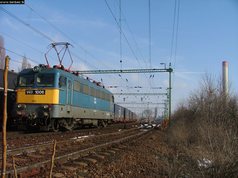 V43 1006 Ferencvárosnál fotó