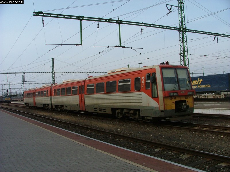 63-41 033-6 Szolnokon fotó