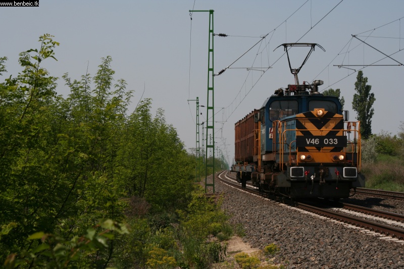 V46 033 bejár Ácsra fotó