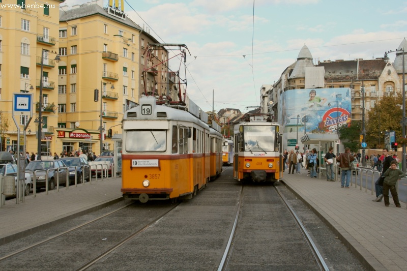 A two-car UV tram on the line 19 photo