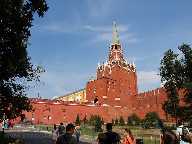 A Kreml főbejárata a S fotó