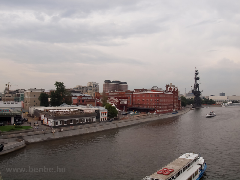 A Moszkva-folyó, a Vörös Ok fotó