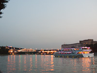 The Moskva river by dusk