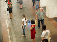 Cuteness overload, as usual in Moscow: RC Lada at a metro platform