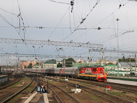 The RŽD ЧМЭ3-6858 at Moscow Kazansky station