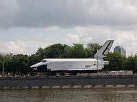 Boatride on the Moskva river - one of the Buran space shuttles
