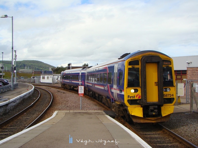 The 58 724 at Inverness photo