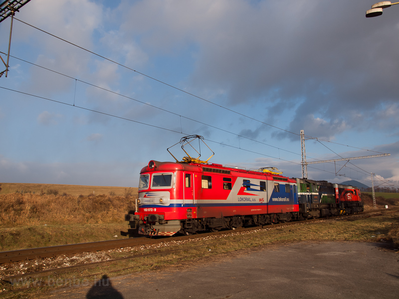 A Lokorail a.s. 182 072-9 Osztpatak-Szentmihlyfalva (ŠariŠsk Michaany) megll-rakodhelyen fot