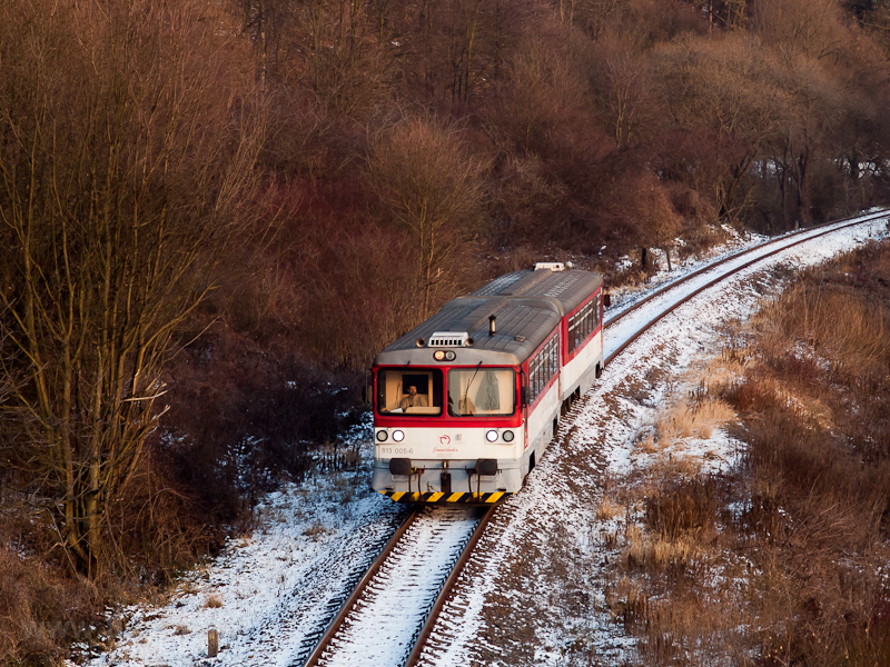 A ŽSSK 813 005-6 Garamberzence s Bezerte (Trnav Hora) kztt fot