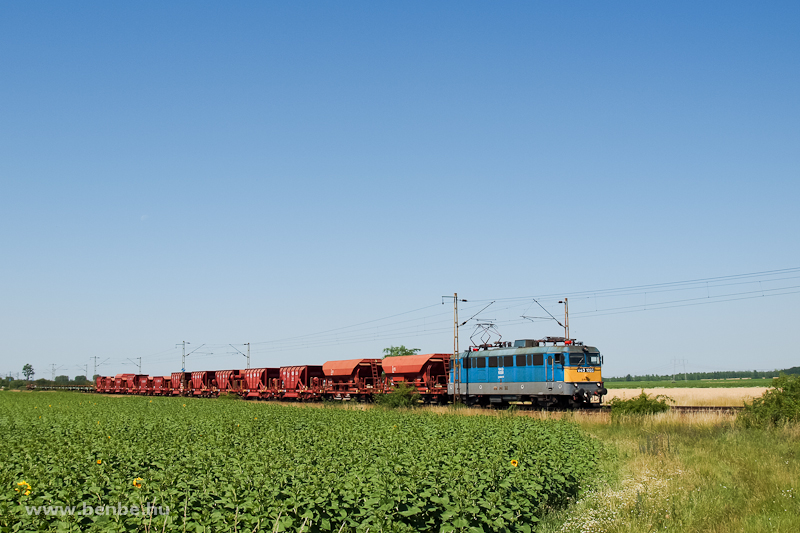 A MV V43 1028 Adcs s Karcsond kztt a Hatvan Rendező - Fzesabony tolats tehervonattal fot