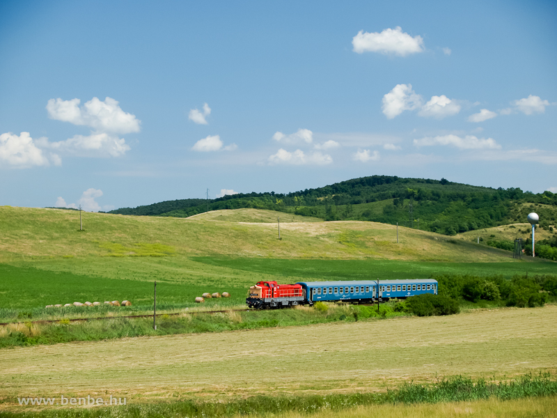 The M40 224 between Kisterenye-Bnyatelep and Vizsls photo