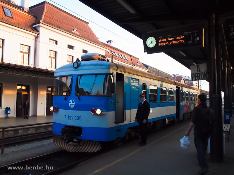 A HŽ 7 121 035 Kapronca (Koprivnica) llomson fot