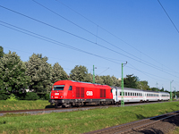Az ÖBB 2016 022-es Herkulese a Zágráb/Zagreb gyorsvonattal Sopron-Ipartelepek (volt Sopron-Déli) és Sopron-GYSEV között
