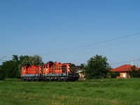 The MÁV M44 428 and M44 440 at Káposztásmegyer
