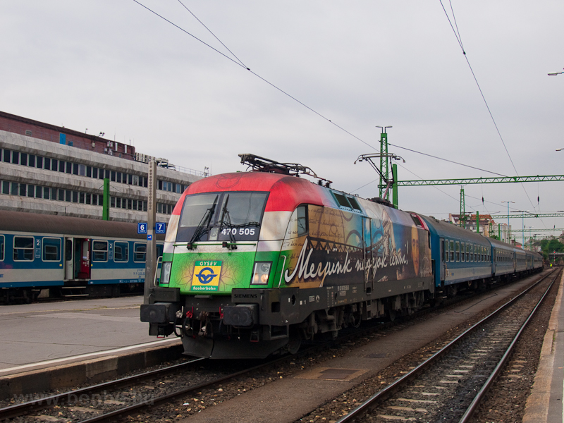 The GYSEV 470 505 seen at B photo
