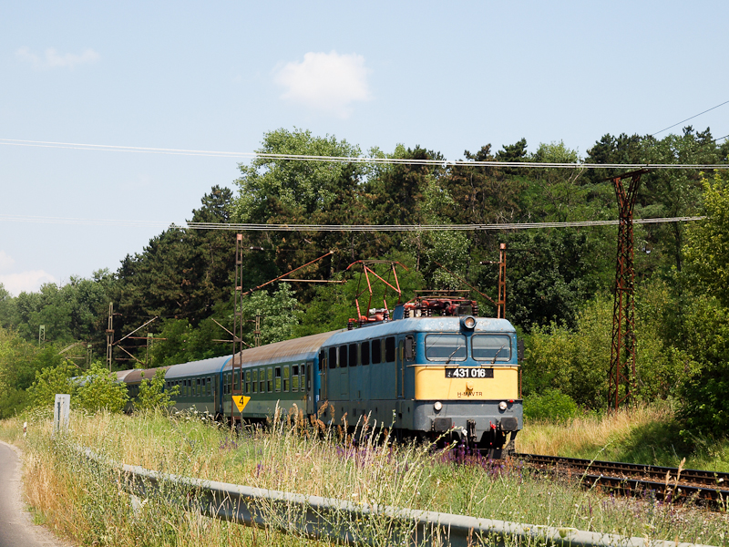 The 431 016 seen at Gdll& photo